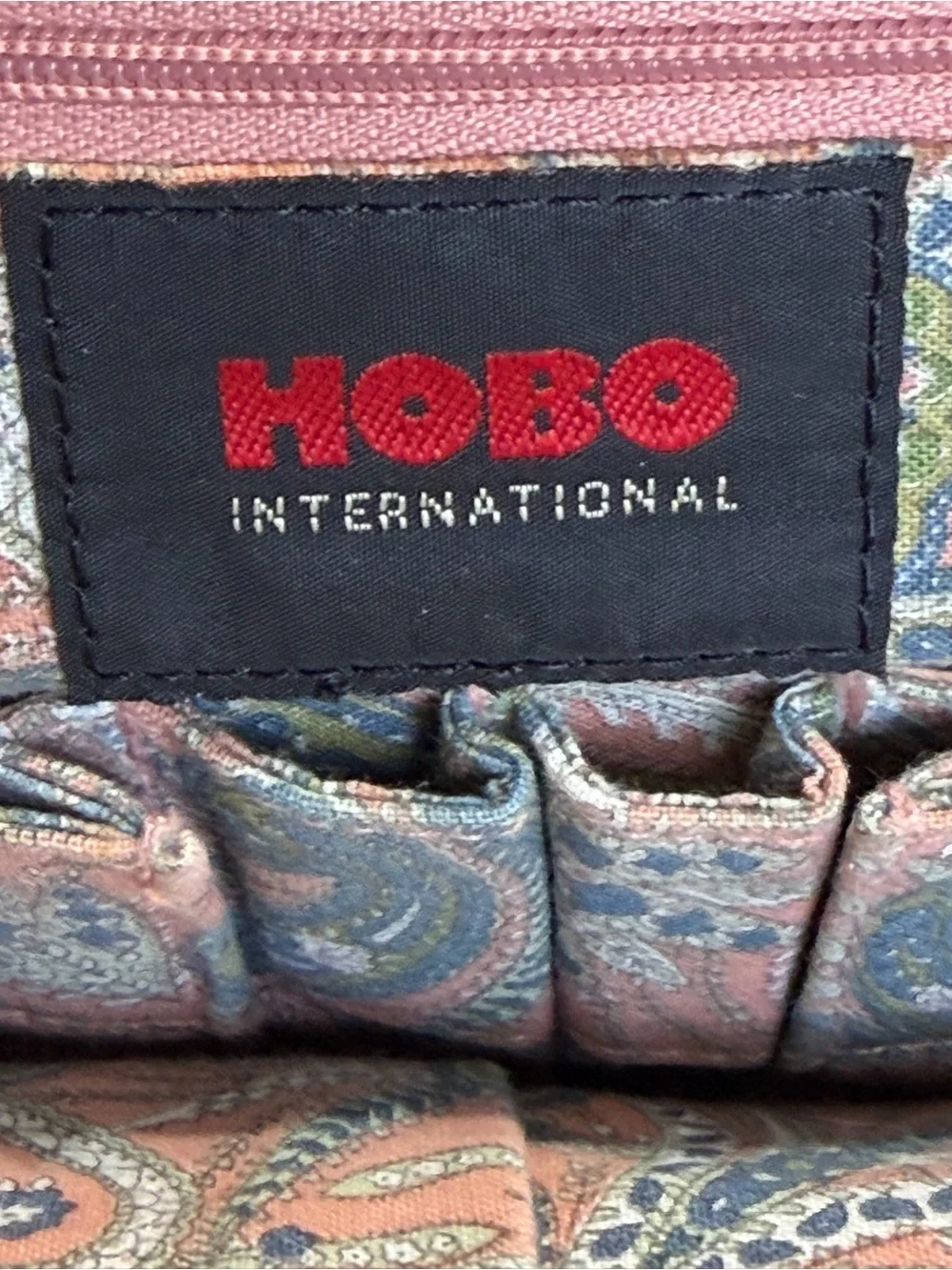 HOBO International Rare Vintage Y2K Chartreuse Kiss Lock Bag VGVC